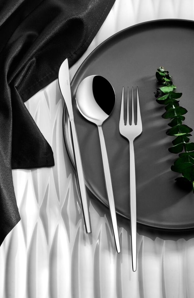 Aris Modern Görünümlü 30 Parça Çatal Kaşık Seti 18/10